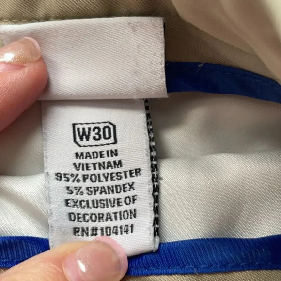 Slazenger men’s 10” golf shorts, tan. Size 30 - Picture 4 of 10